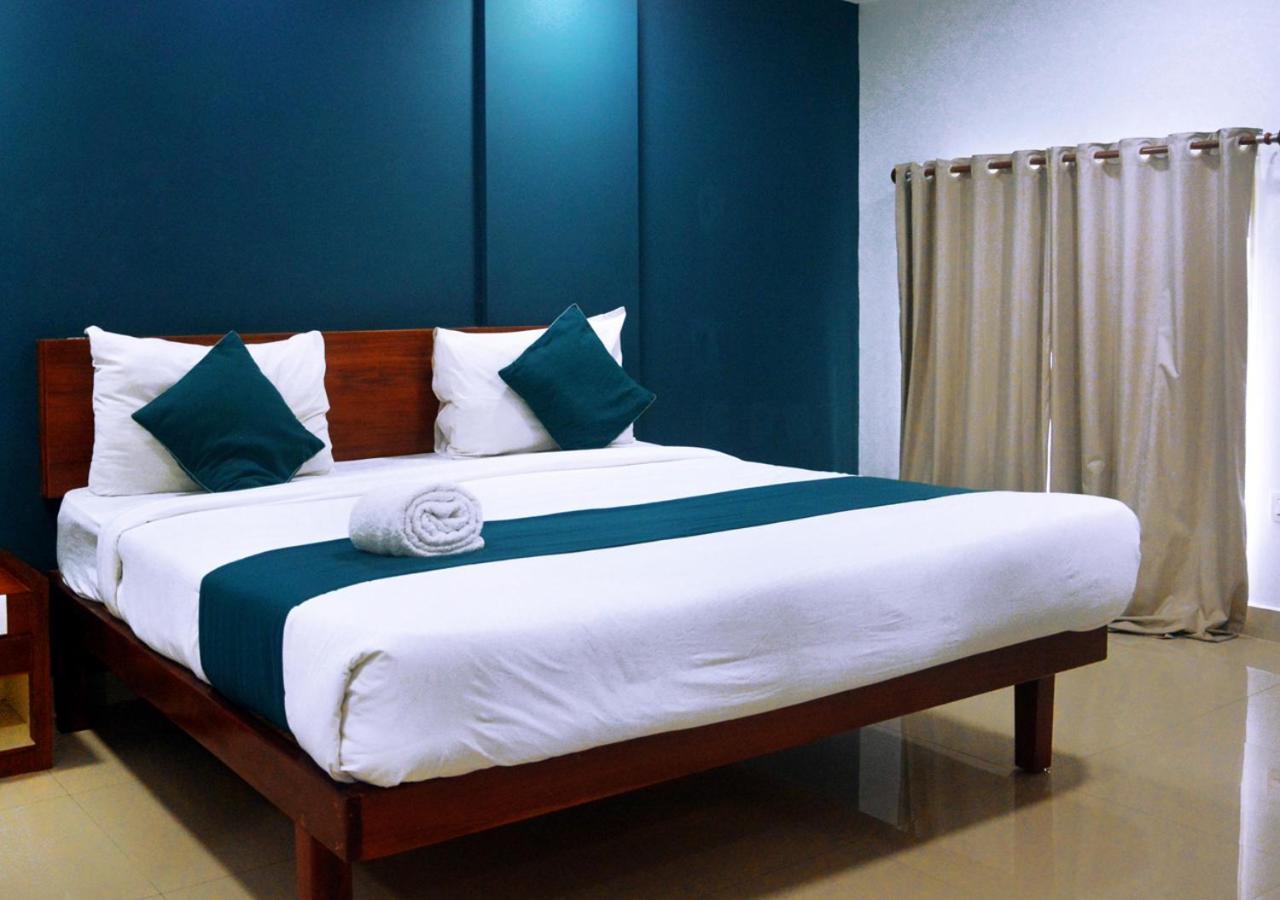 The Reach Hotel Kochi Екстериор снимка