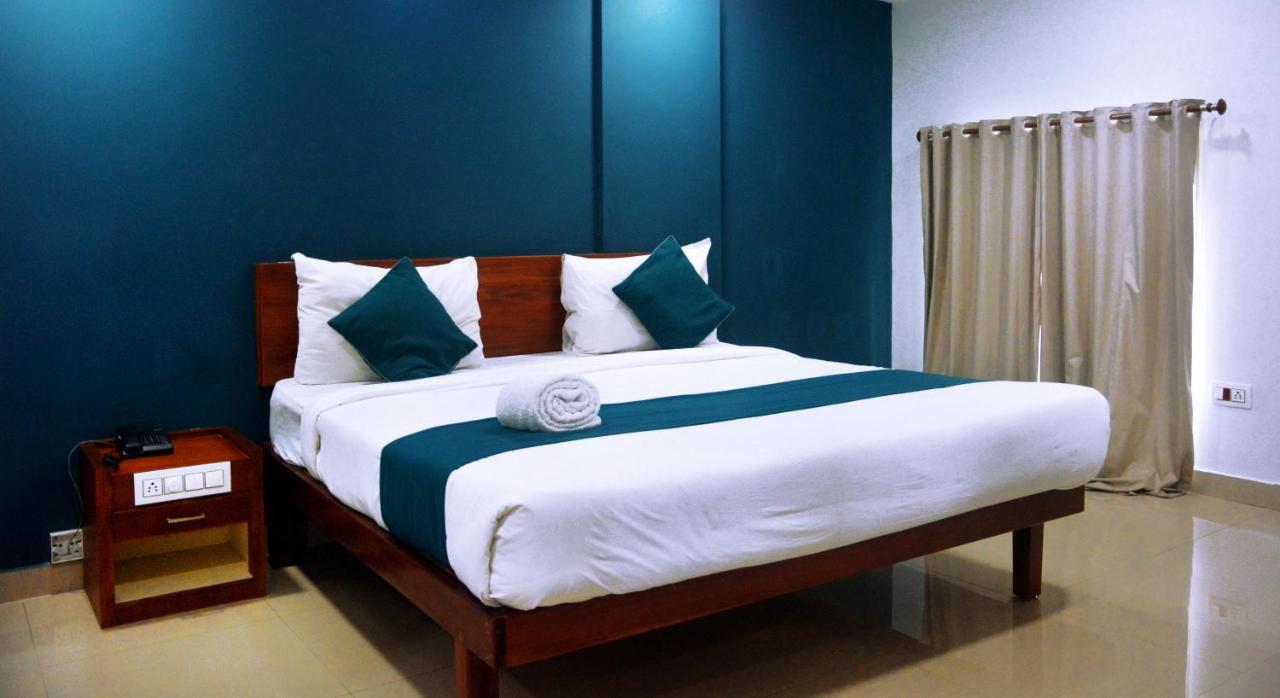 The Reach Hotel Kochi Екстериор снимка