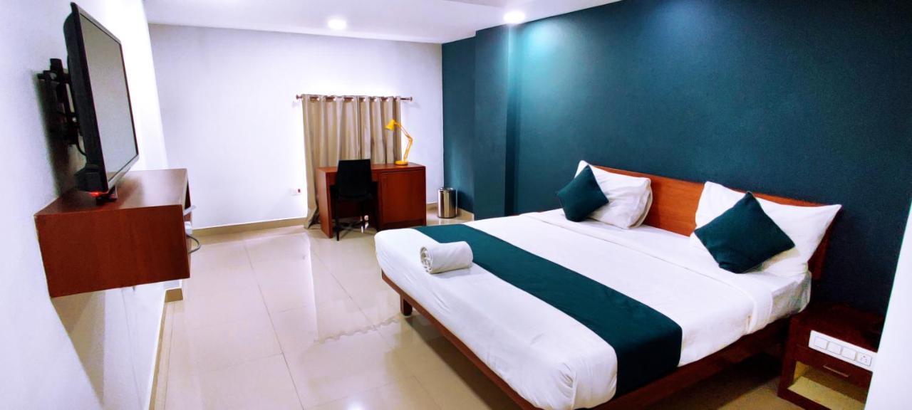 The Reach Hotel Kochi Екстериор снимка
