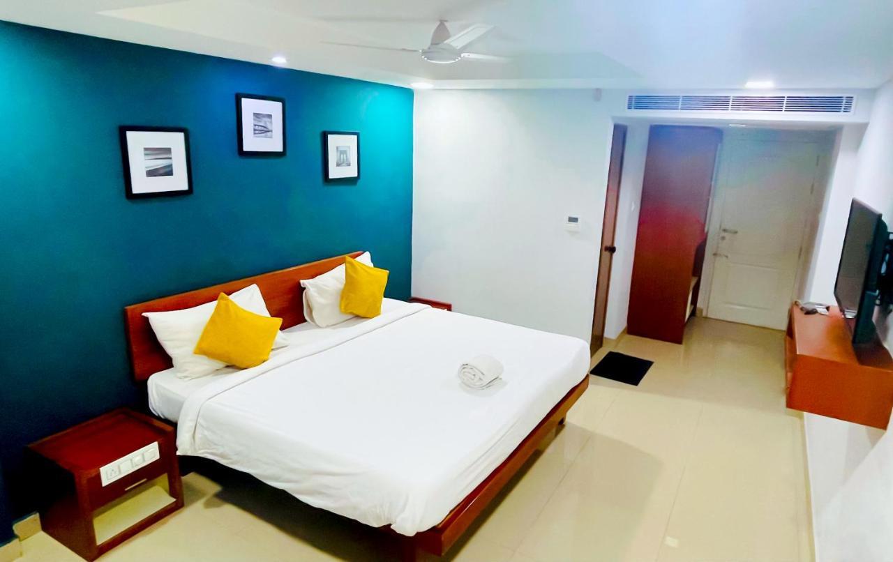 The Reach Hotel Kochi Екстериор снимка