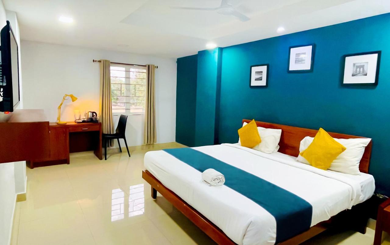 The Reach Hotel Kochi Екстериор снимка