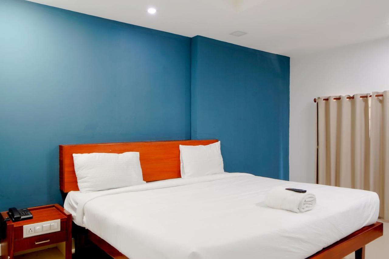 The Reach Hotel Kochi Екстериор снимка