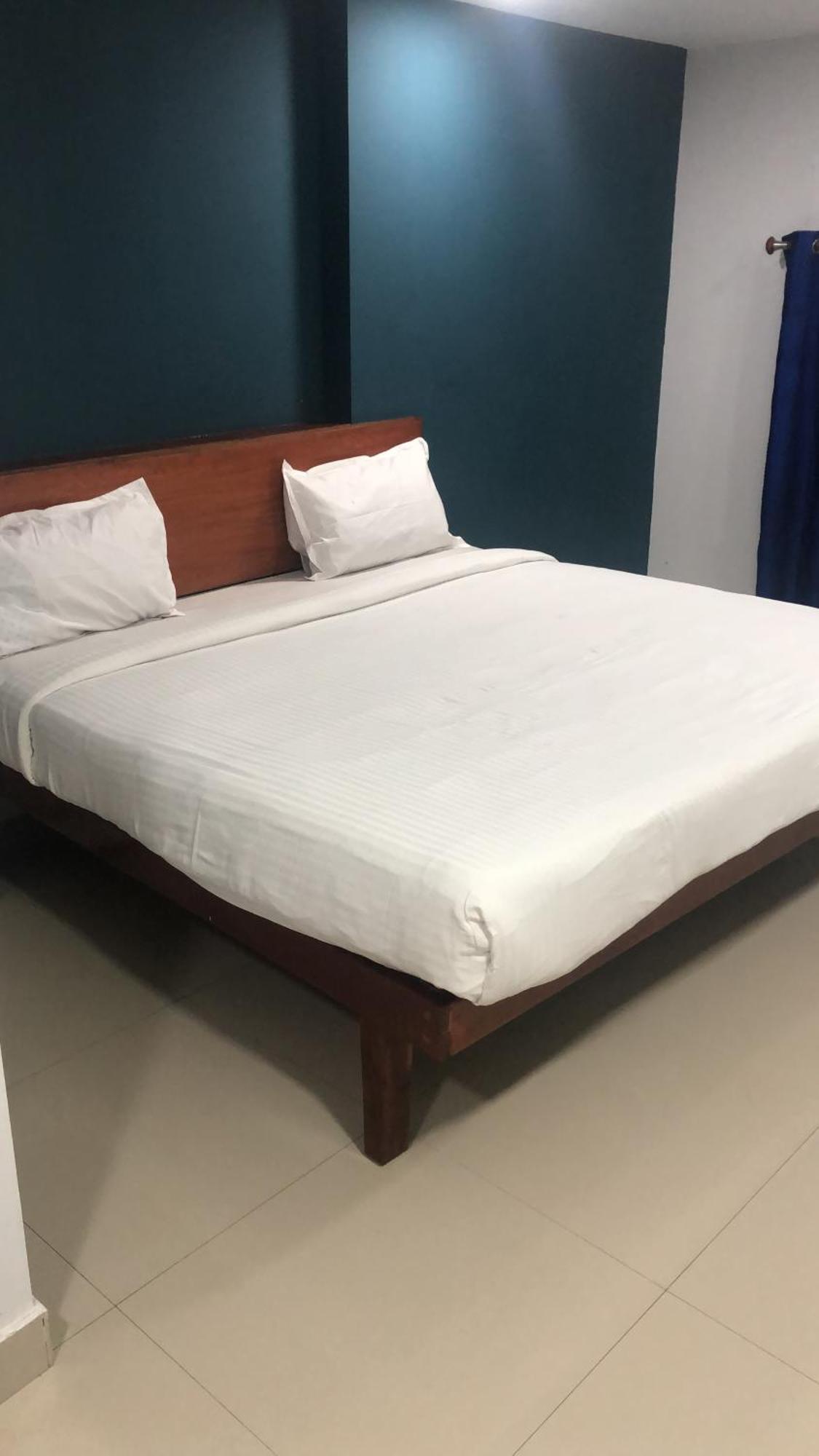 The Reach Hotel Kochi Екстериор снимка