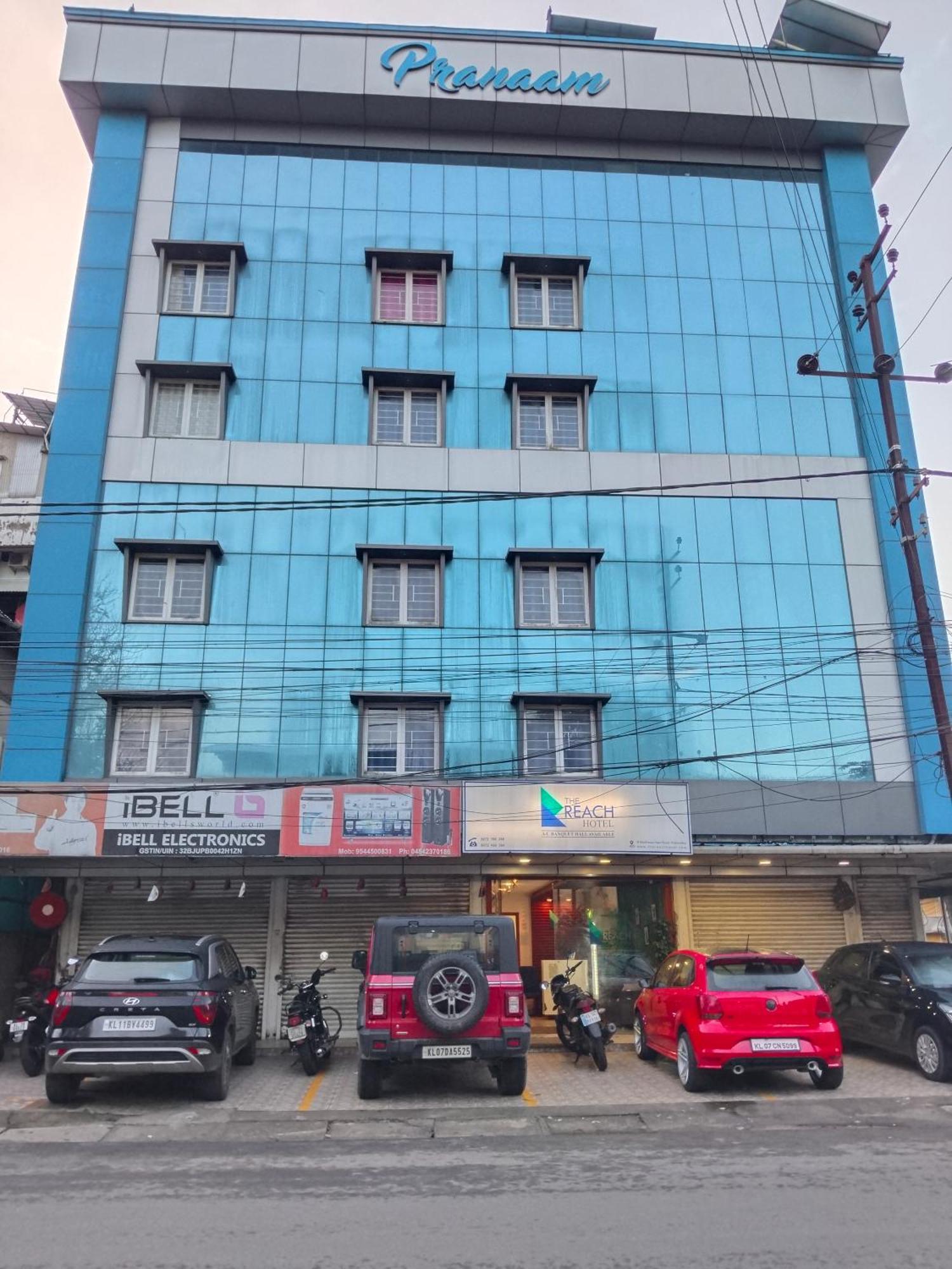 The Reach Hotel Kochi Екстериор снимка